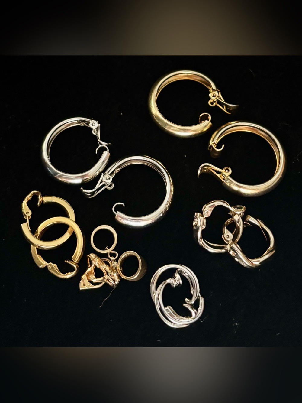 Vintage Signed Lot 6 Pair Silver And Gold Tone Hoop Clip On Earrings